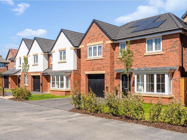 House for sale in Lunts Heath, Widnes