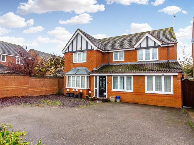 House for sale in Rushden