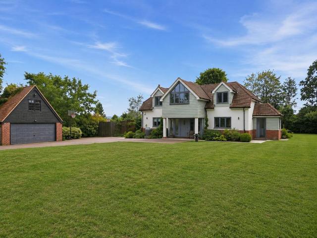 House for sale in Ongar, Epping
