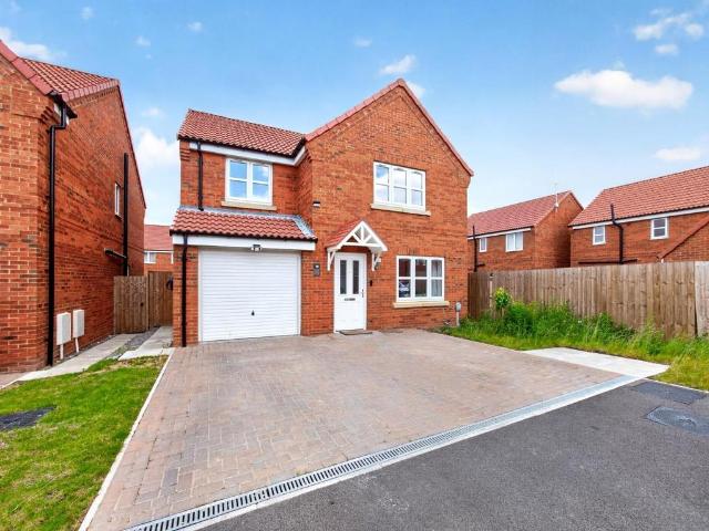 House for sale in High Field, York