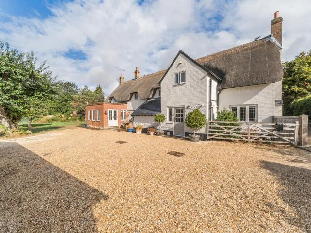 House for sale in Collingbourne Ducis