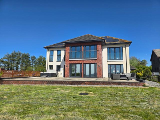 House for sale in Llanrhidian Higher, Crofty
