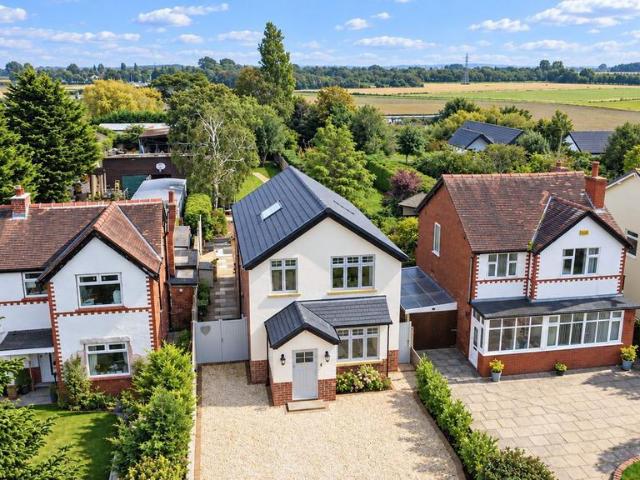 House for sale in Brown Edge, West Lancashire