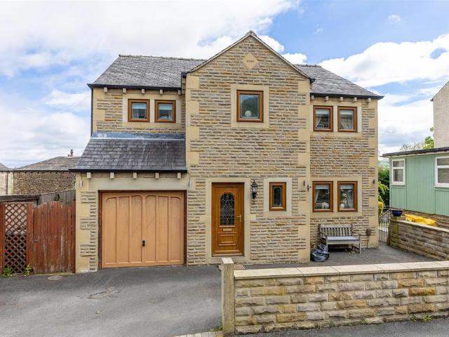 House for sale in Lower Hopton, Mirfield