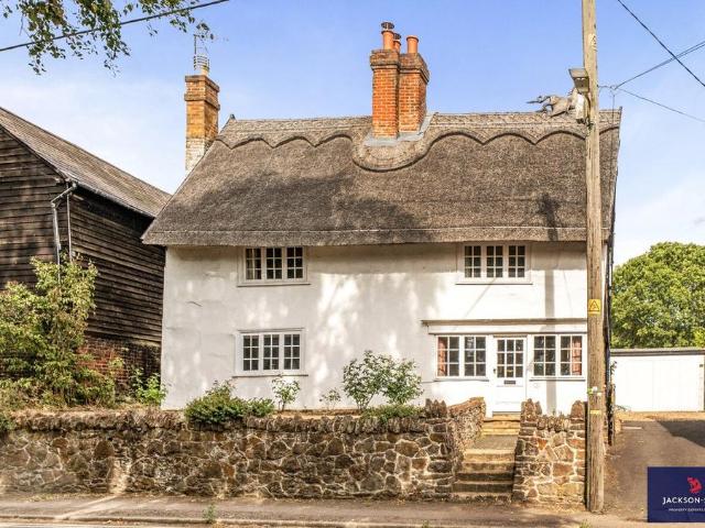 House for sale in Leighton-Linslade, Heath And Reach