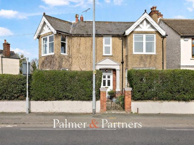 House for sale in Fordham Heath, Essex