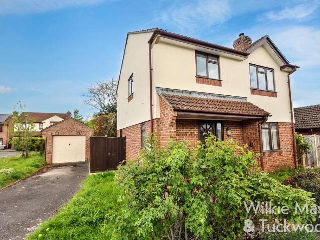 House for sale in Westonzoyland, Somerset