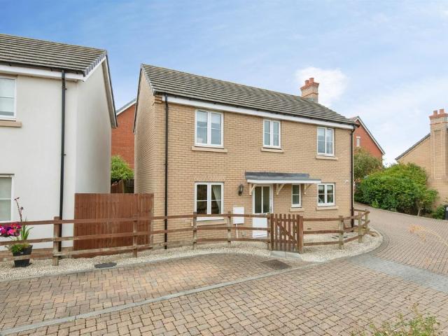 House for sale in King's Walden, Hertfordshire