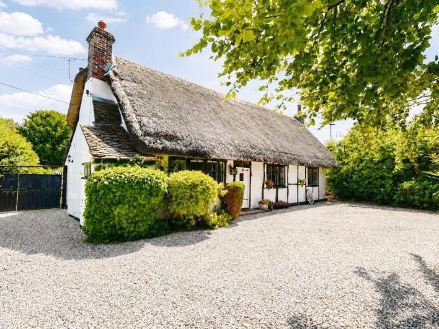 House for sale in Hart, Hampshire
