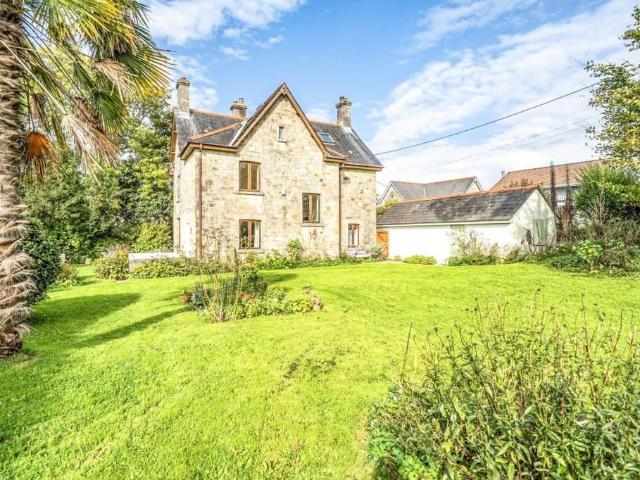 House for sale in St. Mewan, Trewoon