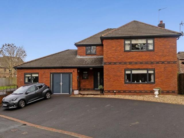 House for sale in Llantrisant, Beddau