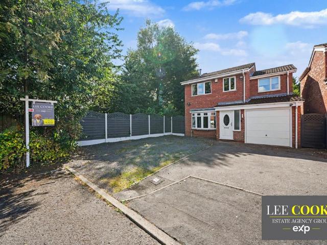 House for sale in Moseley Green, West Midlands
