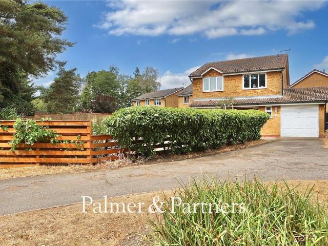 House for sale in Shotley, Chelmondiston
