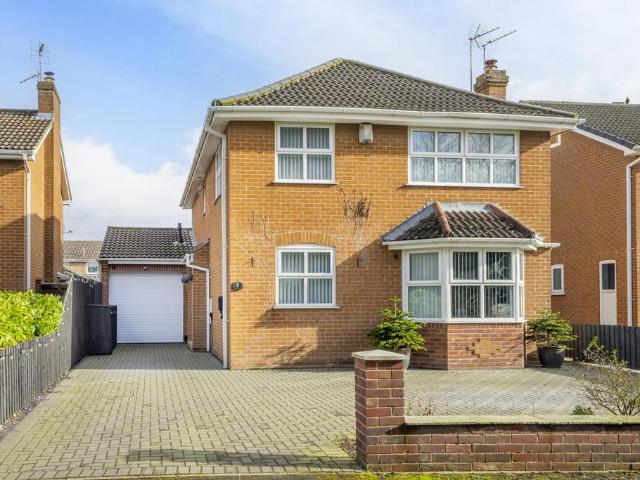 House for sale in Skelton, York