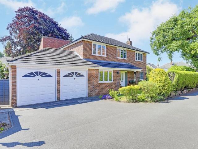 House for sale in Caldermill, East Midlands