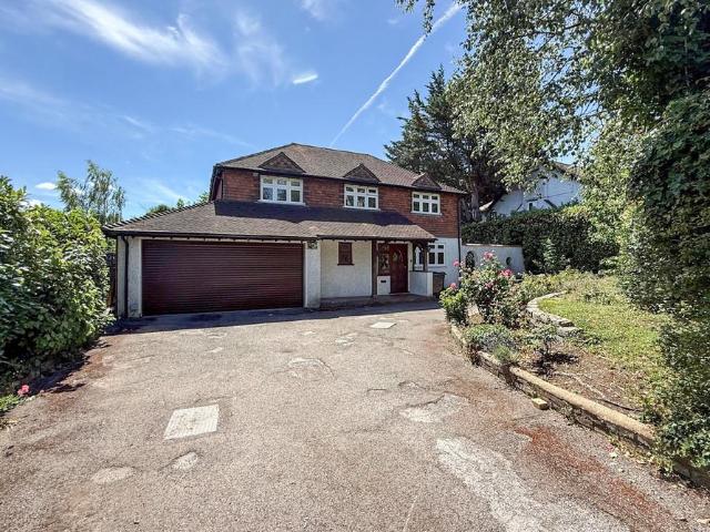 House for sale in London Borough of Croydon, Greater London