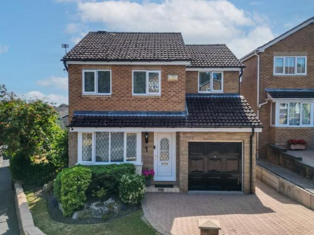 House for sale in Elmton, East Midlands