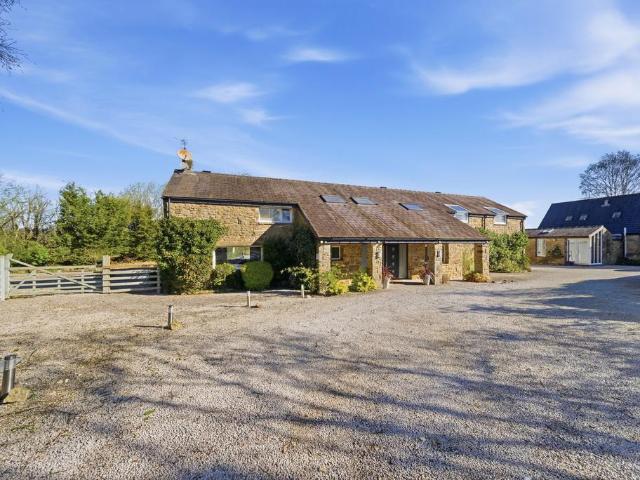 House for sale in Oakenshaw, Backburn