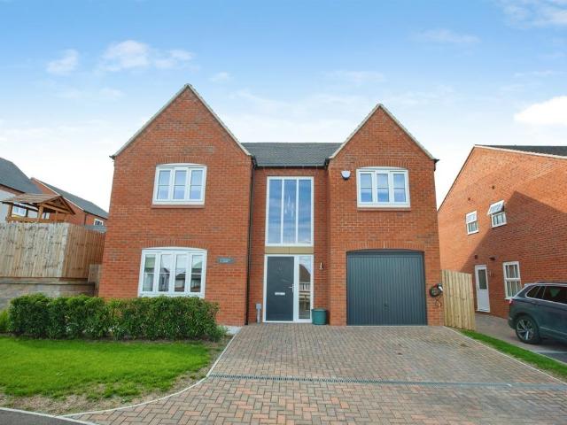House for sale in Danesmoor, North East Derbyshire