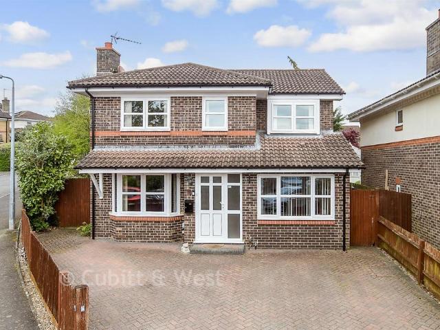 House for sale in Uckfield, Cross In Hand