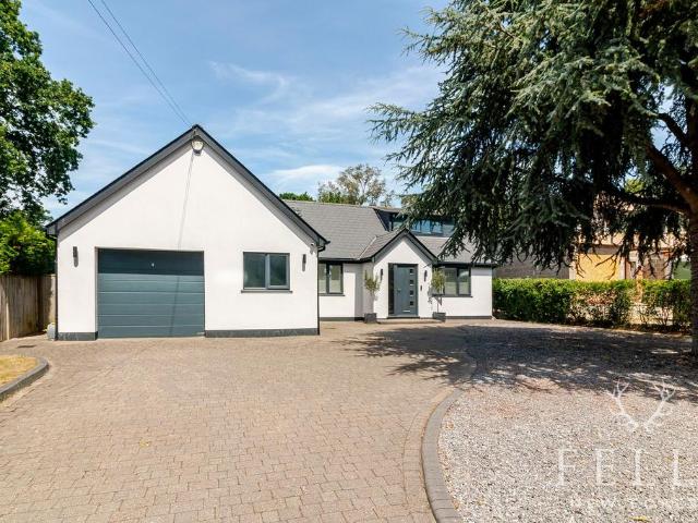 House for sale in Avon Castle, St Ives