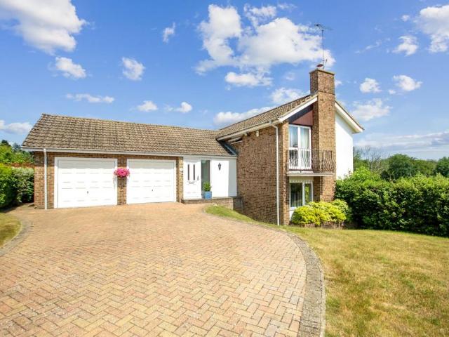 House for sale in Ashplats, Perryfields