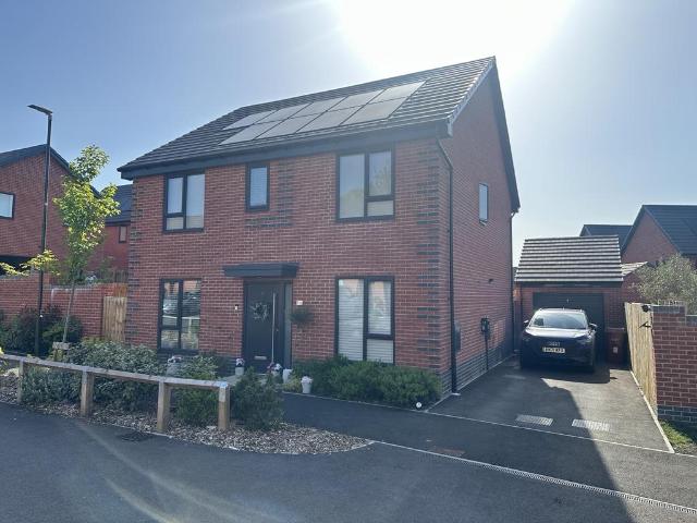 House for sale in Elmton, East Midlands