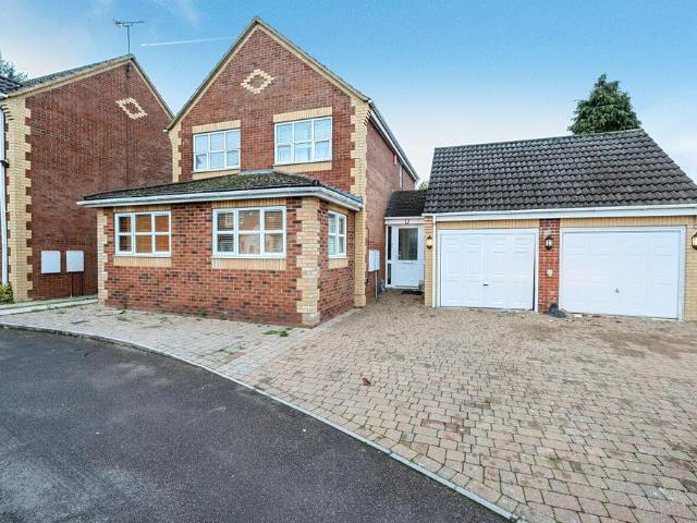 House for sale in Dunstable, Bedfordshire
