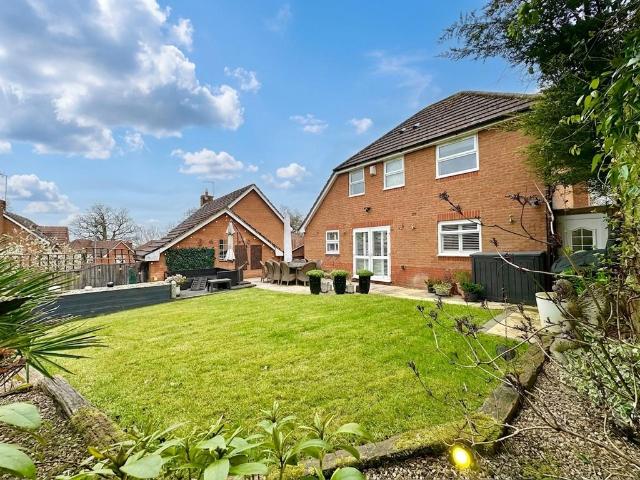 House for sale in Shenley, Hertfordshire