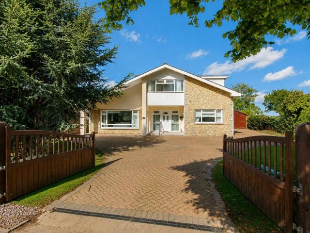 House for sale in Gosberton Clough, Lincolnshire