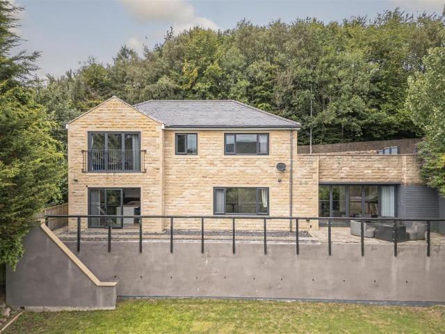 House for sale in Sowerby Bridge, Friendly