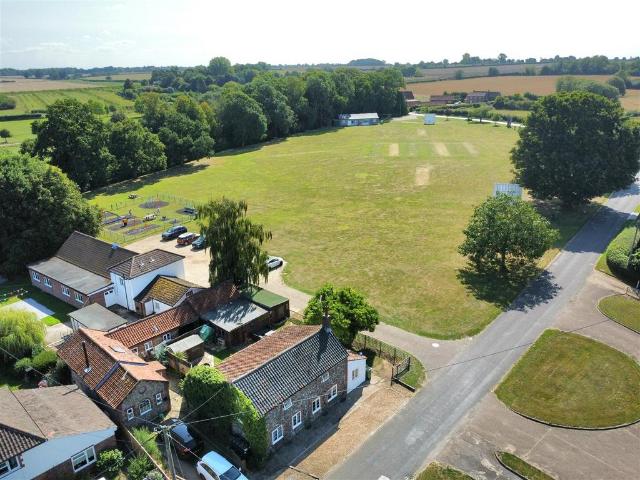 House for sale in East Tuddenham, Norfolk