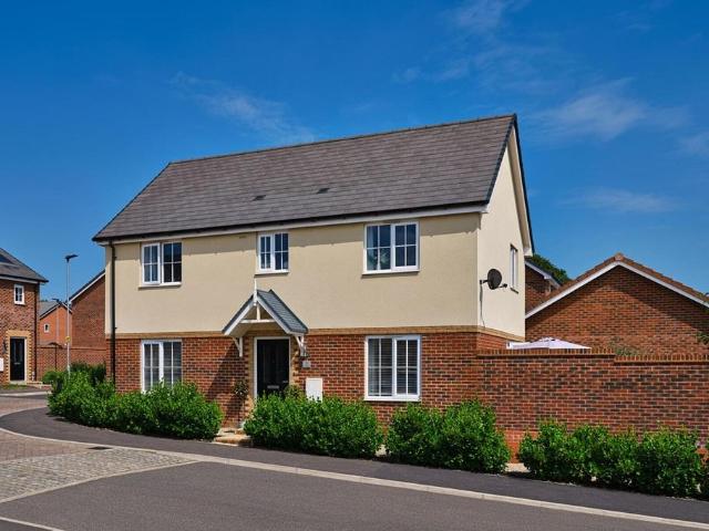 House for sale in Cattawade, Chelmondiston