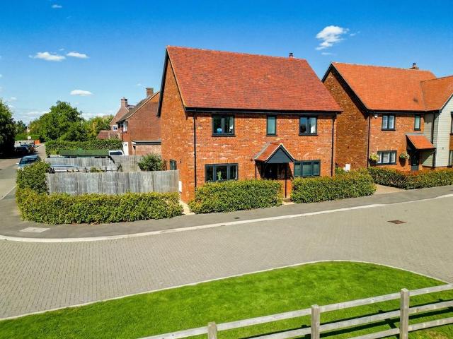 House for sale in Shabbington, Buckinghamshire