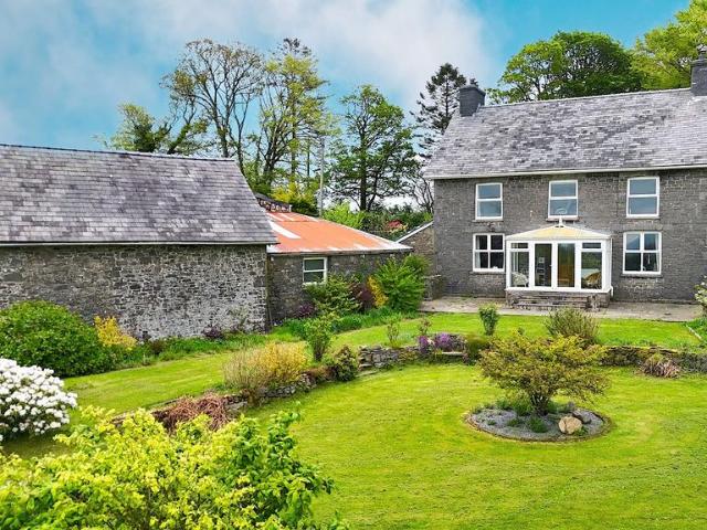 House for sale in Penrhiw-isaf, Llanddeusant
