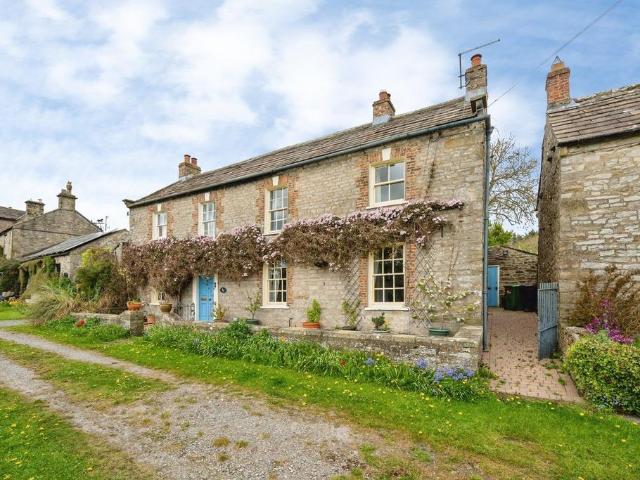 House for sale in Bellerby, North Yorkshire