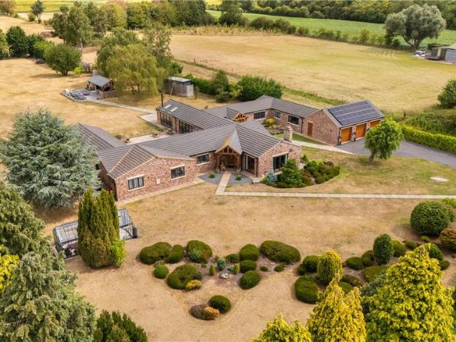 House for sale in East Lound, North Lincolnshire
