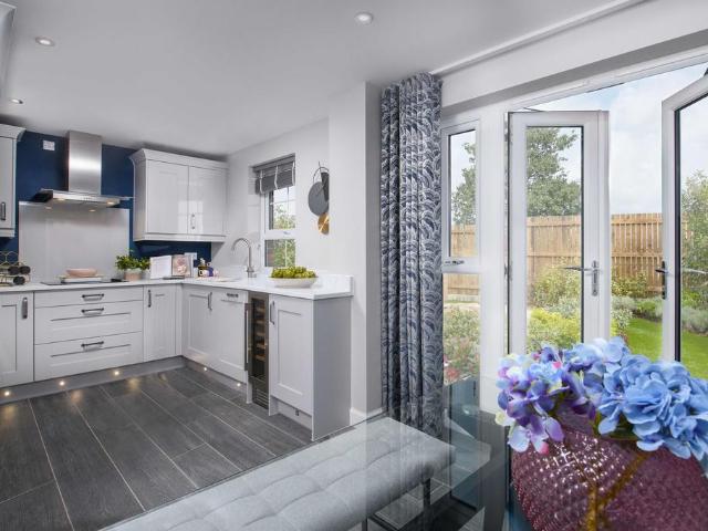 House for sale in Waltham