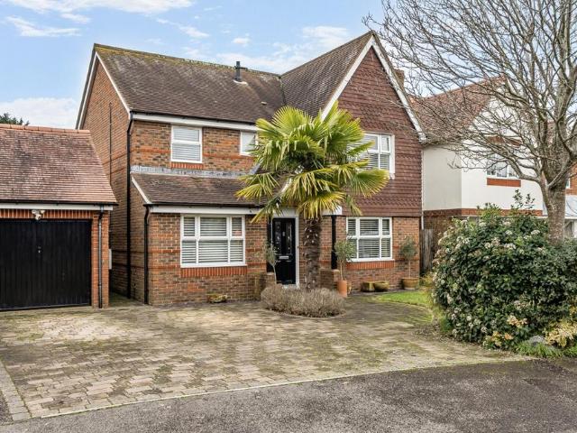 House for sale in Andrew's Hill, Horsham