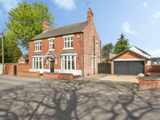 House for sale in East Lound, North Lincolnshire