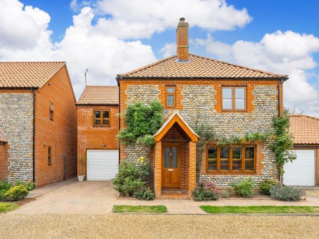 House for sale in Comers, Norfolk