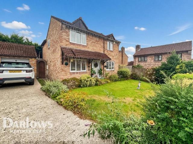 House for sale in Treharris
