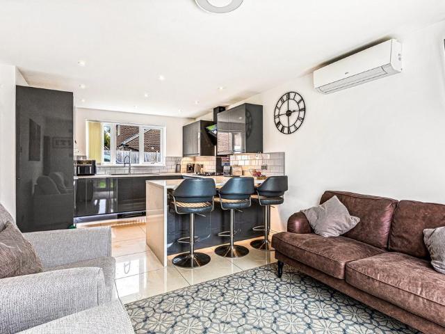 House for sale in Broughton Astley, Harborough