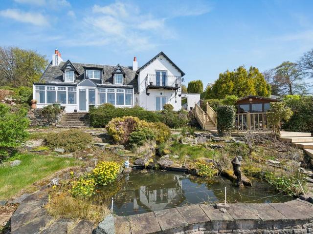 House for sale in Shandon, Scotland