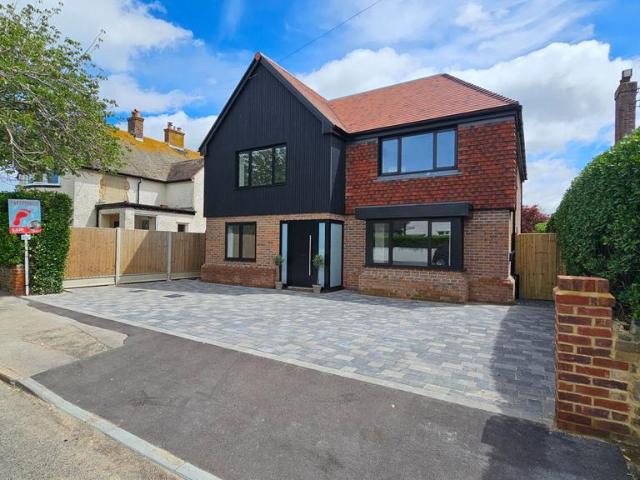 House for sale in Minnis Bay, Acol