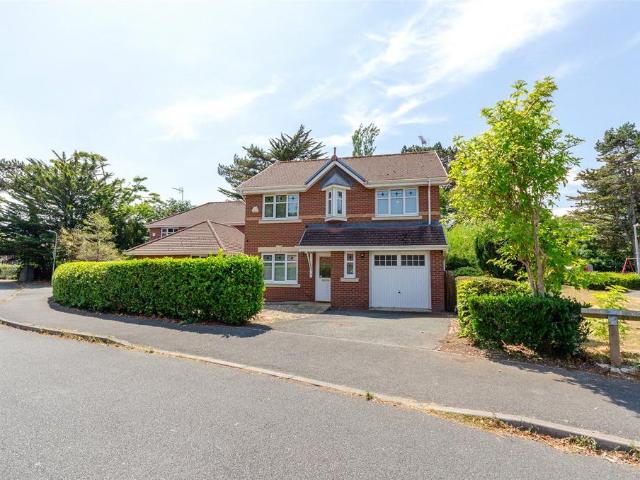House for sale in Colwyn Bay, Wales