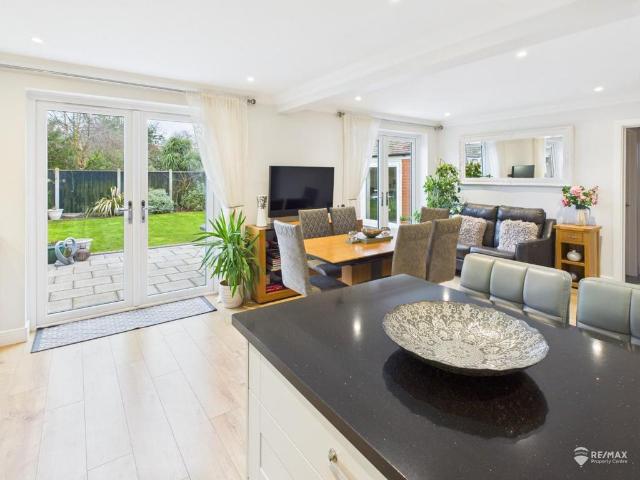 House for sale in Elmstead, Dale Hill