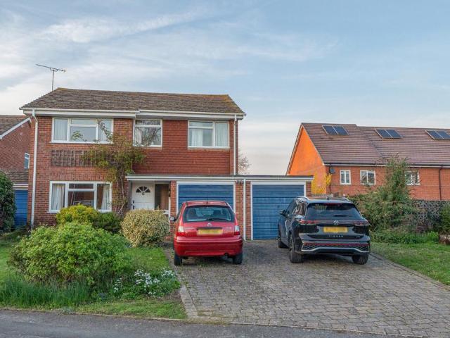 House for sale in Shinfield, Spencers Wood