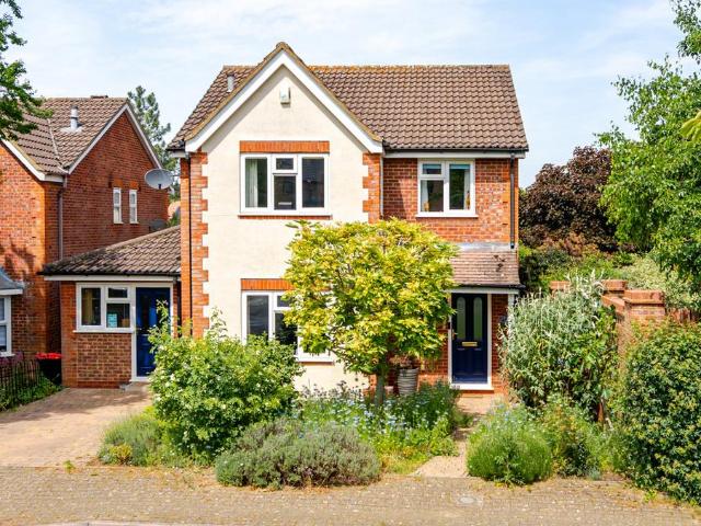 House for sale in Shenley Brook End, Milton Keynes