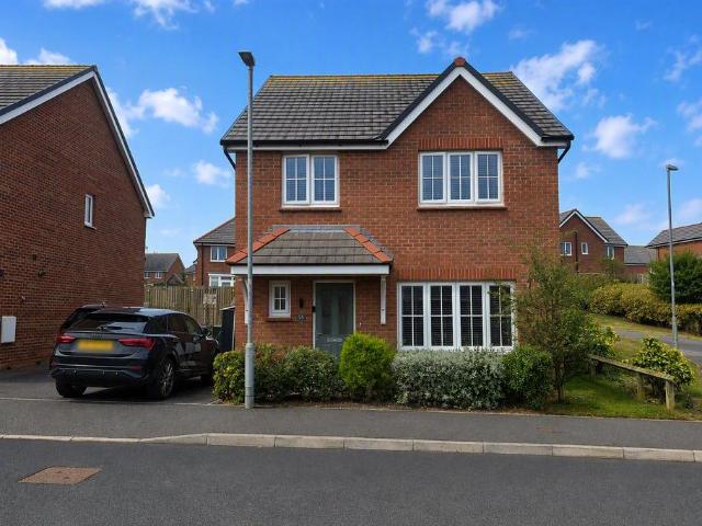 House for sale in Porth-y-Felin, Holyhead
